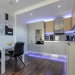 The Queen Luxury Apartments - Villa Vinicia