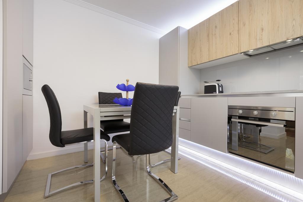 The Queen Luxury - Vinicia Apartment *