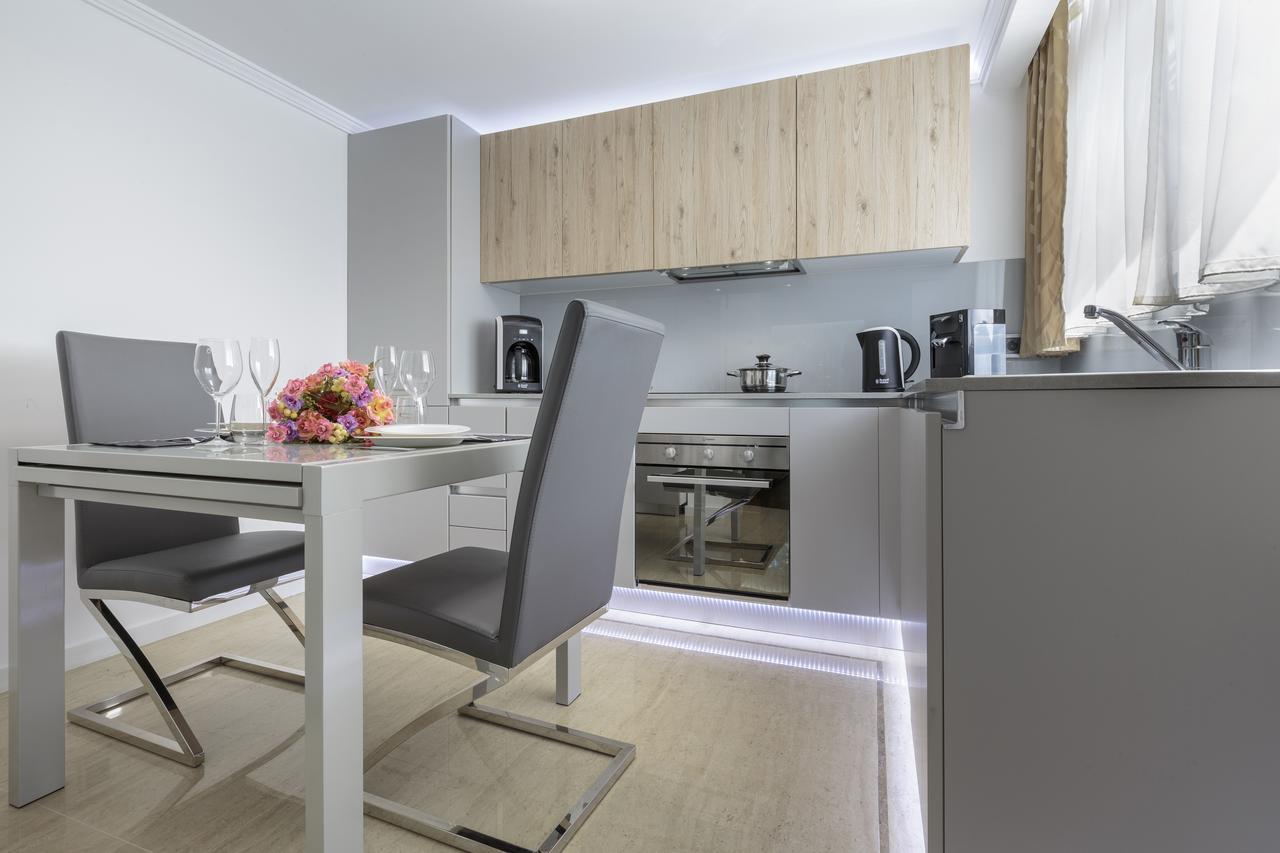 The Queen Luxury - Vinicia Apartment
