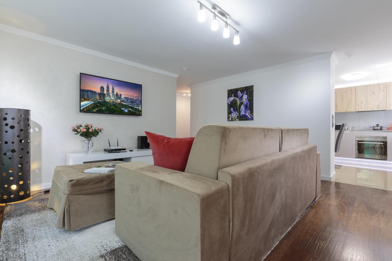 The Queen Luxury - Vinicia Apartment